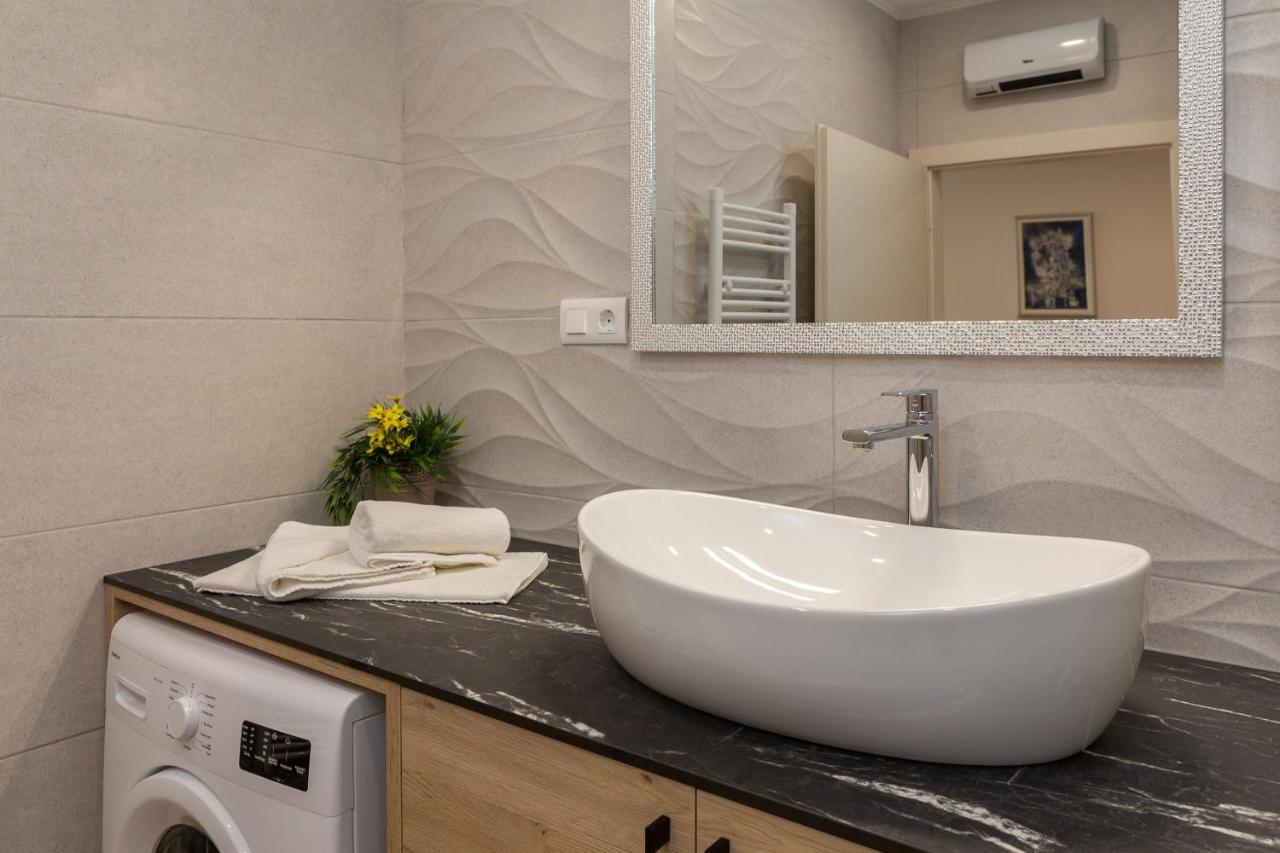 Direct Beach Apartments Есенице Экстерьер фото